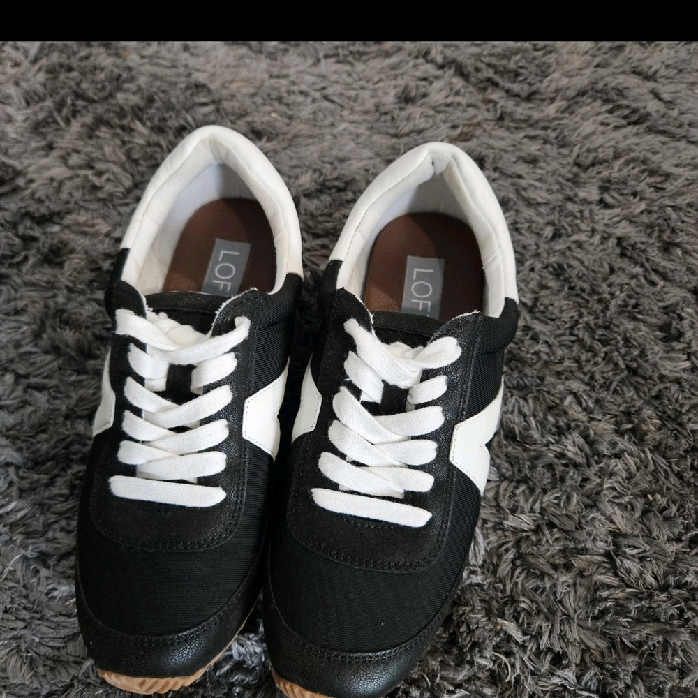 Loft Everyday Trainer Sneakers lace-up front, padded footbed, US 5.5